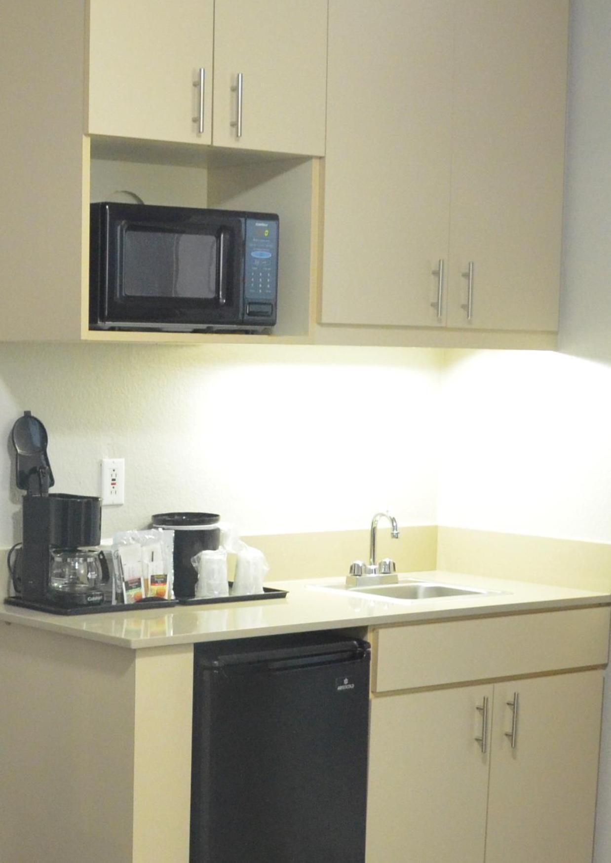 Country Inn & Suites By Radisson, Austin North Pflugerville , Tx ราวด์ร็อก ภายนอก รูปภาพ