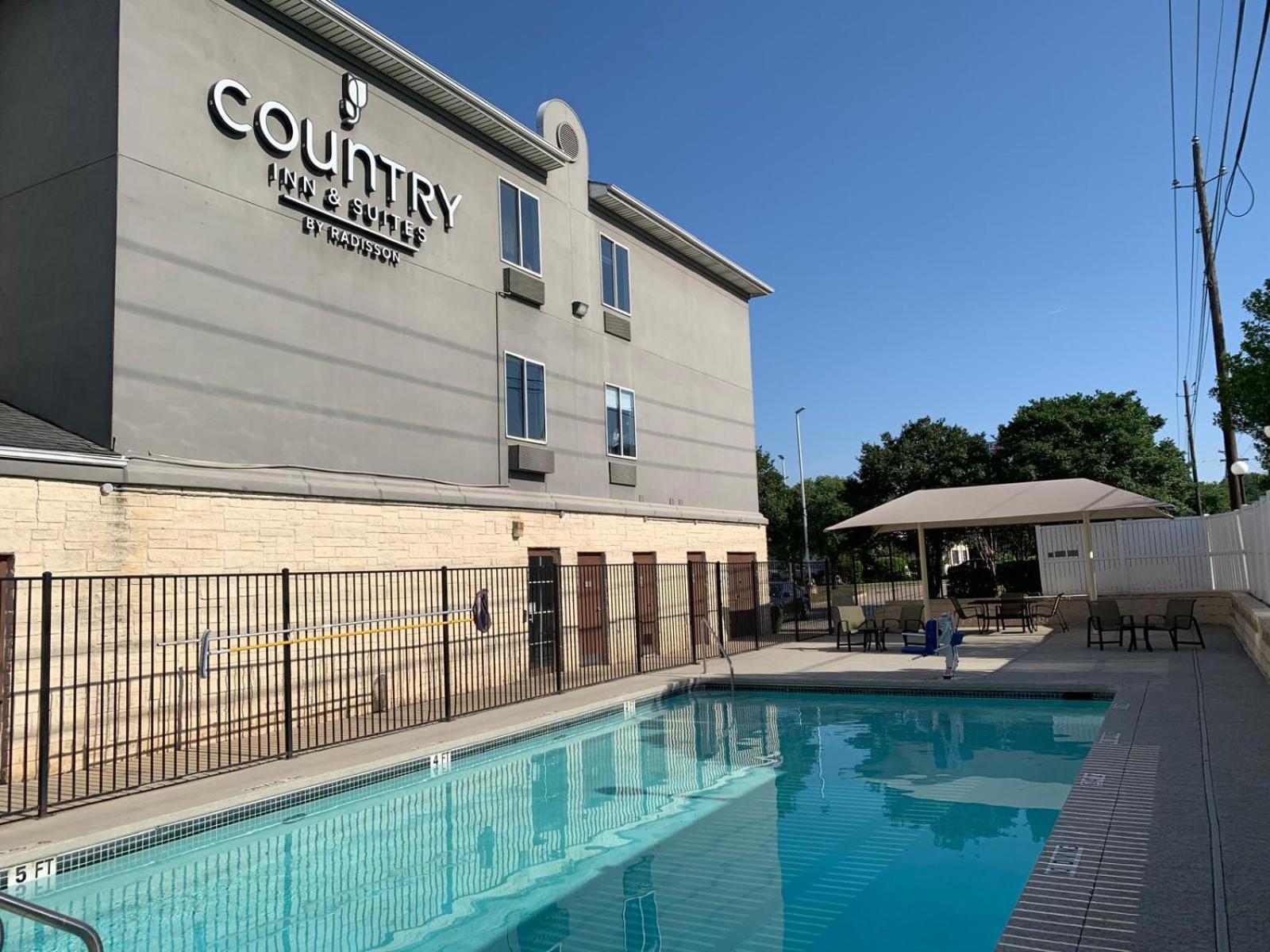 Country Inn & Suites By Radisson, Austin North Pflugerville , Tx ราวด์ร็อก ภายนอก รูปภาพ