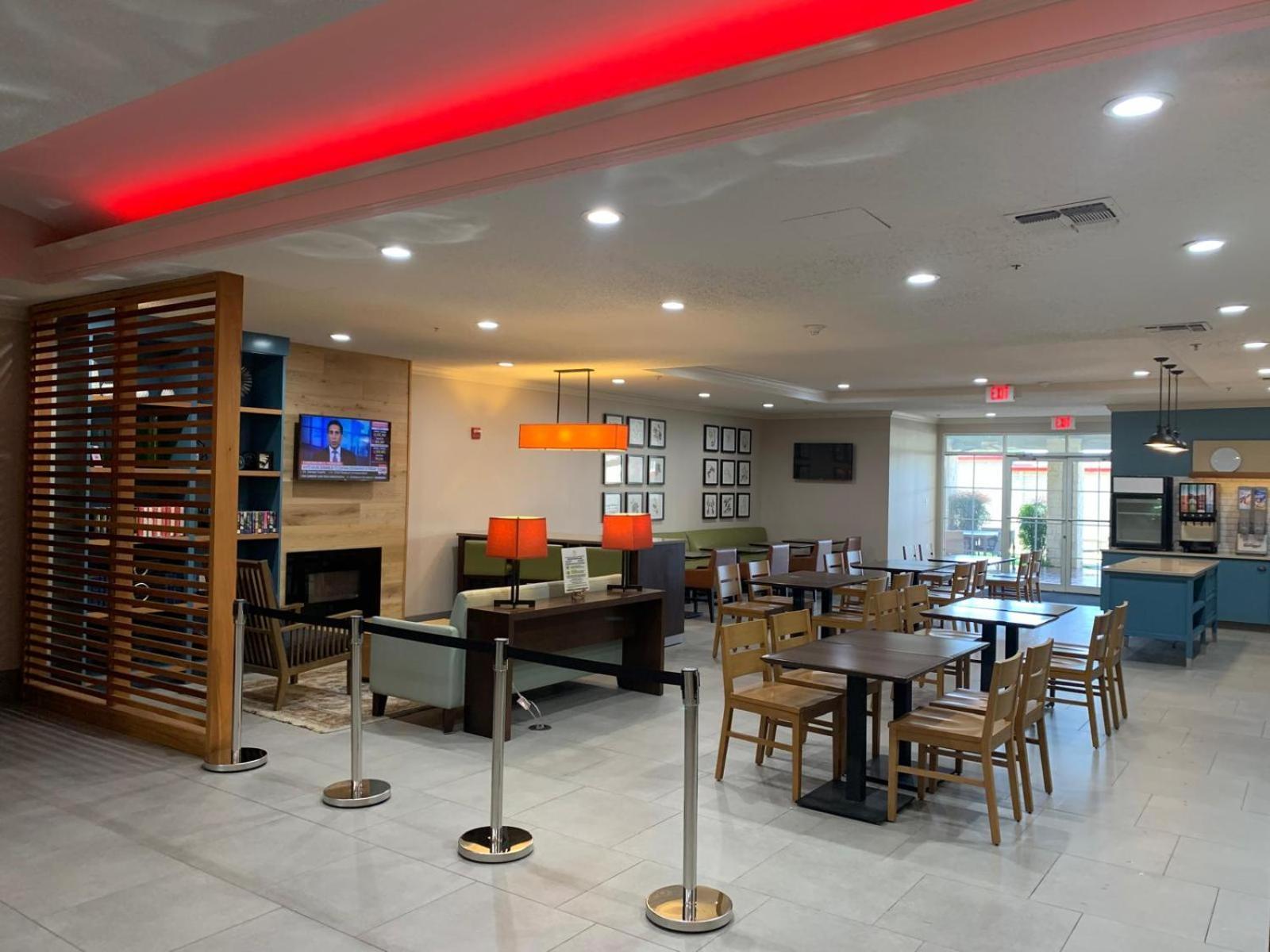 Country Inn & Suites By Radisson, Austin North Pflugerville , Tx ราวด์ร็อก ภายนอก รูปภาพ