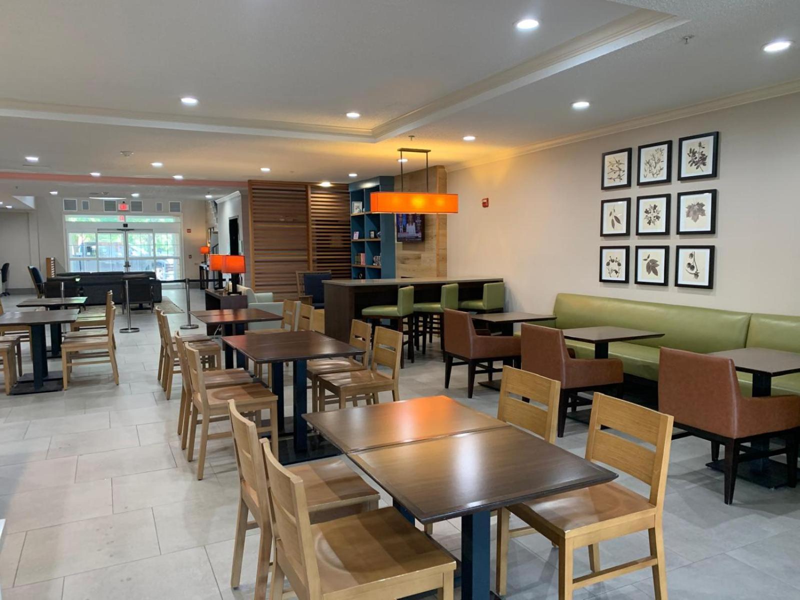Country Inn & Suites By Radisson, Austin North Pflugerville , Tx ราวด์ร็อก ภายนอก รูปภาพ