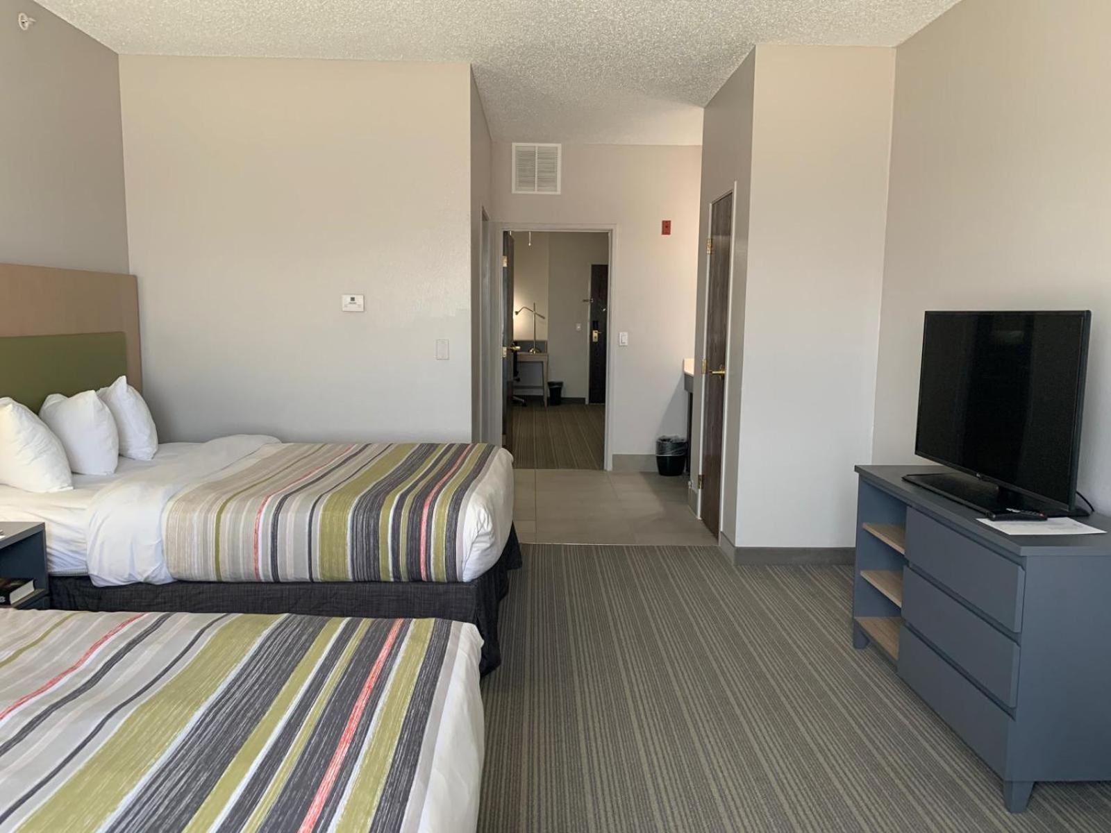 Country Inn & Suites By Radisson, Austin North Pflugerville , Tx ราวด์ร็อก ภายนอก รูปภาพ