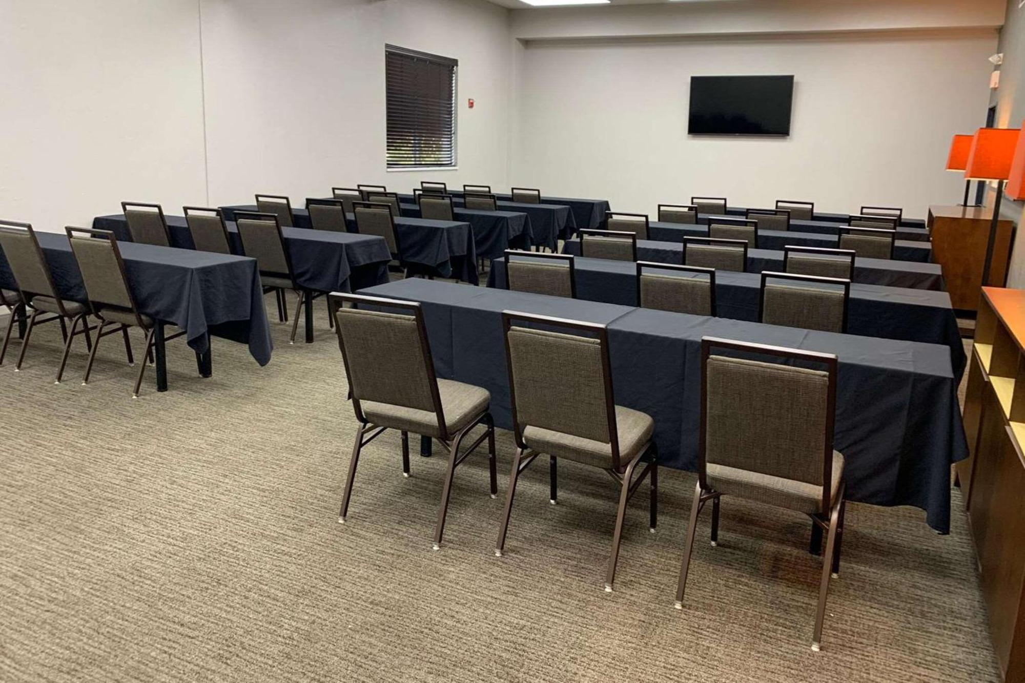 Country Inn & Suites By Radisson, Austin North Pflugerville , Tx ราวด์ร็อก ภายนอก รูปภาพ