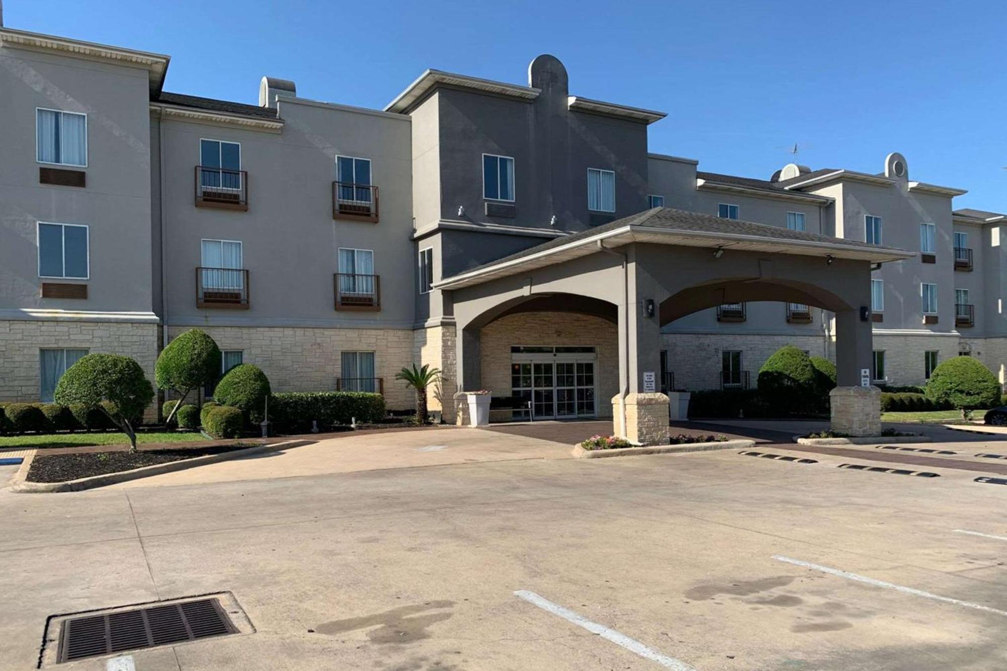 Country Inn & Suites By Radisson, Austin North Pflugerville , Tx ราวด์ร็อก ภายนอก รูปภาพ